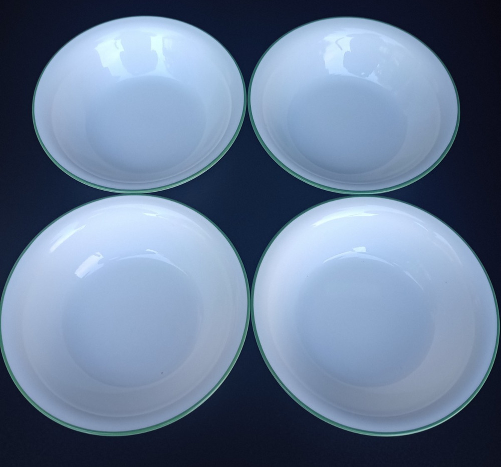 Set of 4 Corelle Shadow Iris White Cereal Soup Bowl with Green Edge 7 1/4”